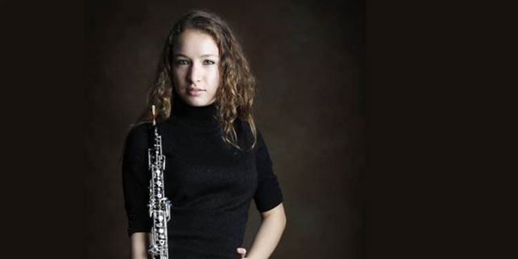 Kelsey Maiorano performing in concert at Mt. Zion July 10